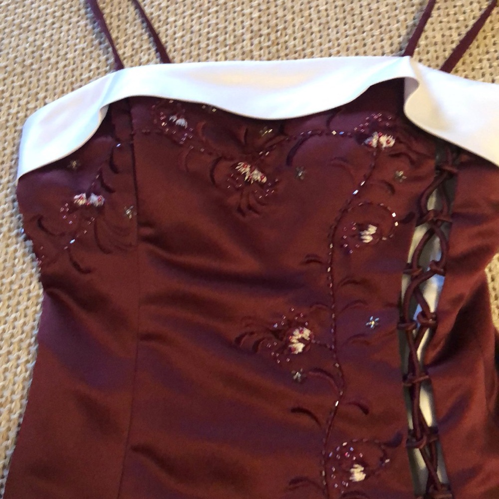 Prom/Formal dress - Picture 2 of 10